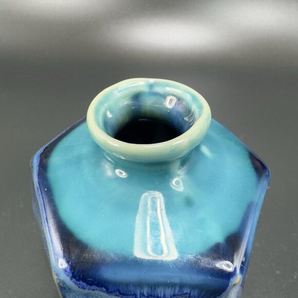 Kotobuki Peppercorn Hexagon Vase Set 2 Made in Japan W Tags Blue Green Glaze VTG - Picture 9 of 16